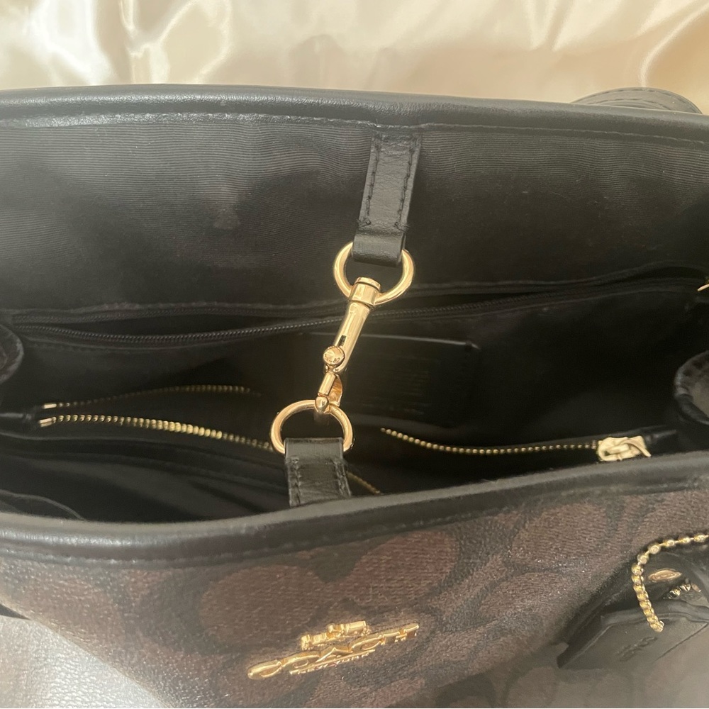 Coach Drawstring Carryall In Signature Canvas - Picture 5 of 7